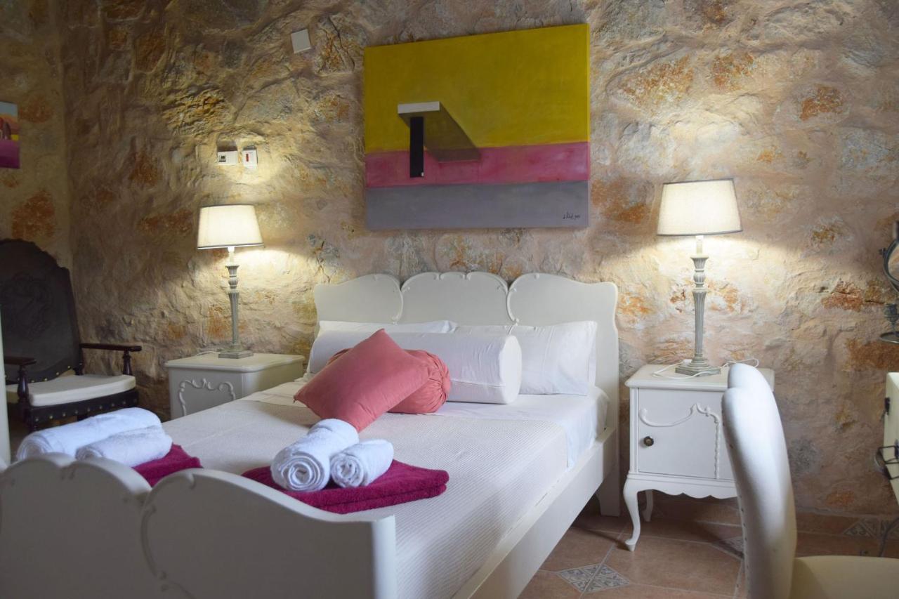Stone Built Villa Galatia, Poolside & Perfect View Karés Exterior foto